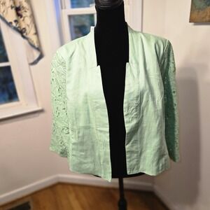 EY Signature Women's 1X Green Lace Sleeve Linen Open Front Jacket